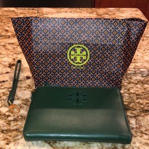 Tory Burch wristlet💓💓